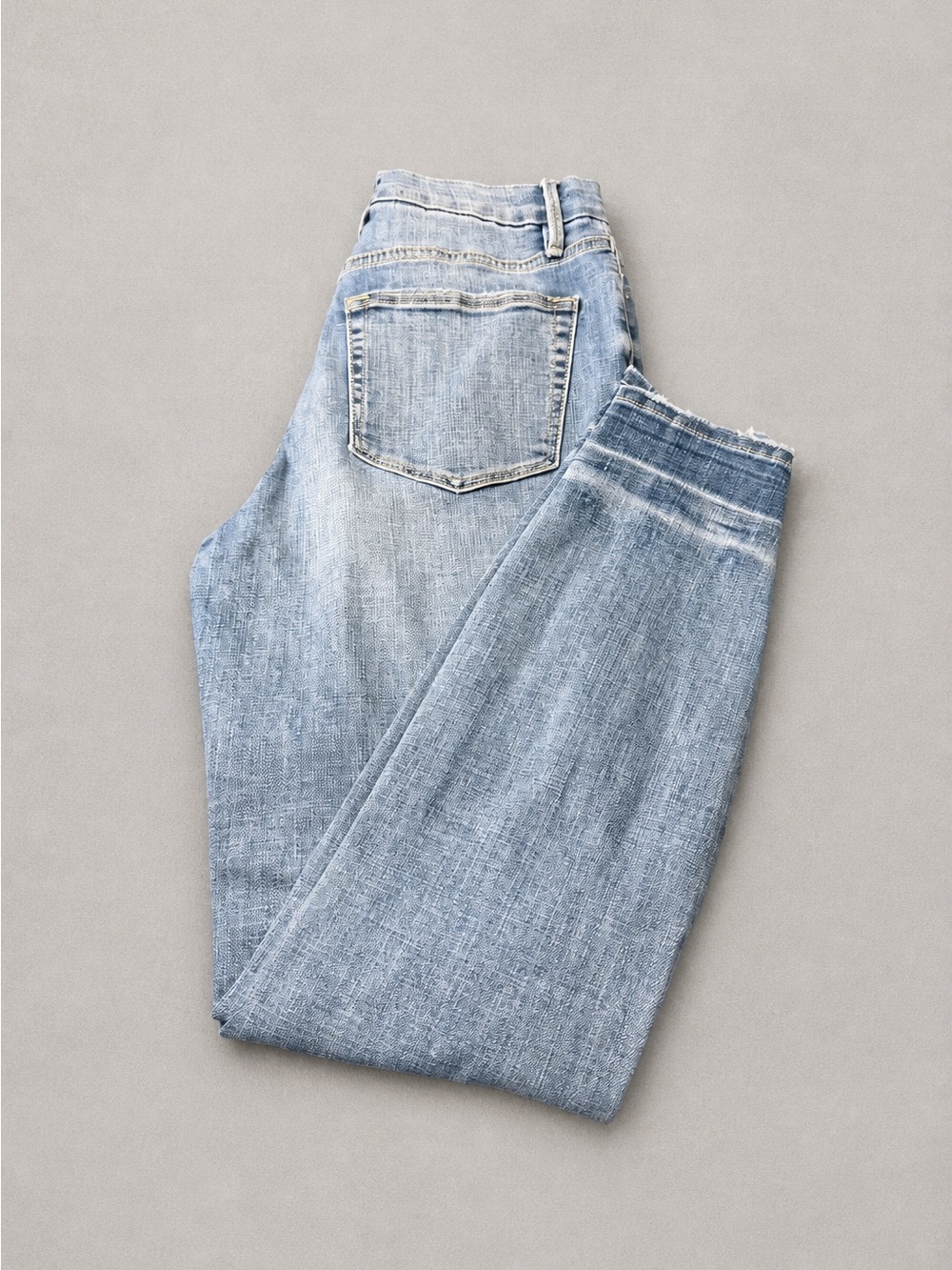 Good American Light Blue Relaxed women’s Jeans